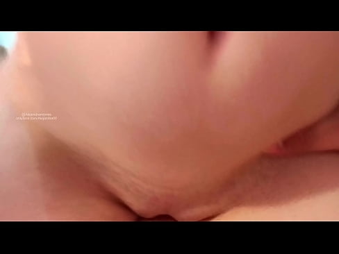 ❤️ أنام في غرفة أختي وهكذا استيقظت الجنس الممتاز